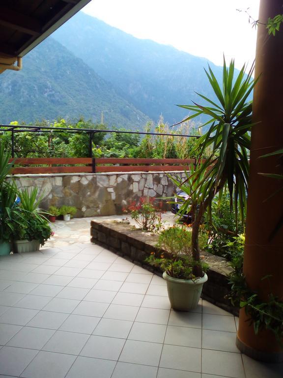 Hotel Aoos Konitsa Extérieur photo